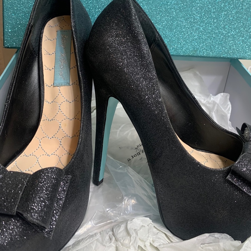 Betsey Johnson black glitter heels